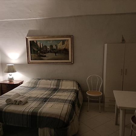 La Casetta Di Mary Monopoli Exteriör bild